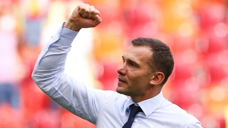Le sélectionneur ukrainien Andrey Shevchenko, après la victoire de son équipe, 2 bus à 1 face à la Macédoine du nord, lors de l'Euro 2020, le 17 juin 2021 à Bucarest