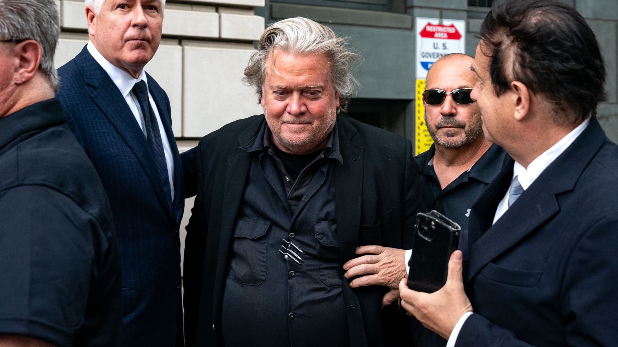 Former Donald Trump Advisor Steve Bannon Jailed