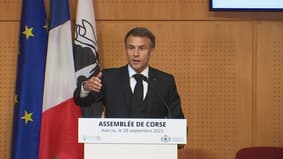 Emmanuel Macron propose "l'entrée de la Corse dans notre Constitution"