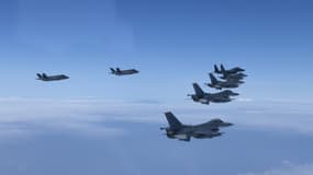 Des avions de combat sud-coréens et américains volent au-dessus de la Corée du Sud, en 2022 (image d'illustration)
