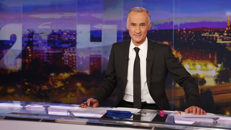 Gilles Bouleau sur le plateau du JT de TF1, le 8 octobre 2015