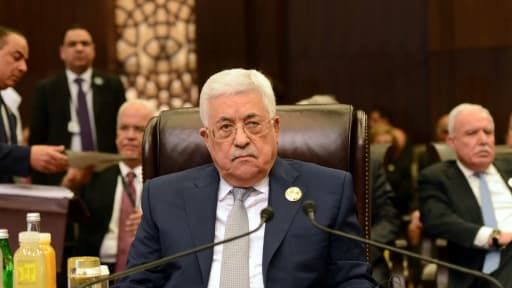 Le président palestinien Mahmoud Abbas assiste au sommet annuel des dirigeants arabes, le 29 mars 2017 à Sweimeh, en Jordanie