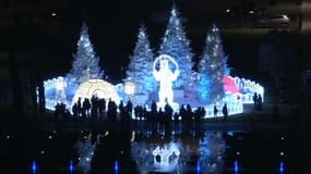 Nice se pare de ses plus belles illuminations de Noël pour oublier l'attentat.