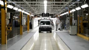Le constructeur automobile Renault ce mercredi ses activités de production en France.