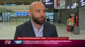 À l'aéroport de Roissy, l'avocat de Rémy Daillet espère "un traitement équitable" pour son client