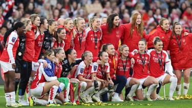 L'équipe féminine d'Arsenal lors de leur titre en League Cup, le 31/03/2024
