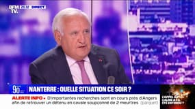 Émeutes: "Quand la violence avance, c'est que la politique recule", pour l'ancien Premier ministre Jean-Pierre Raffarin