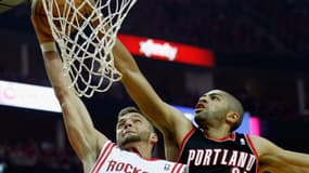 Chandler Parsons face àNicolas Batum