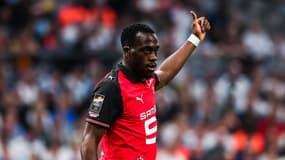 Arnaud Kalimuendo avec Rennes contre l'OM en Ligue 1, le 17 mai 2025