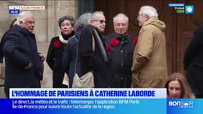 "Je l'aimais beaucoup": l'hommage des Parisiens pour dire un dernier au revoir à Catherine Laborde 