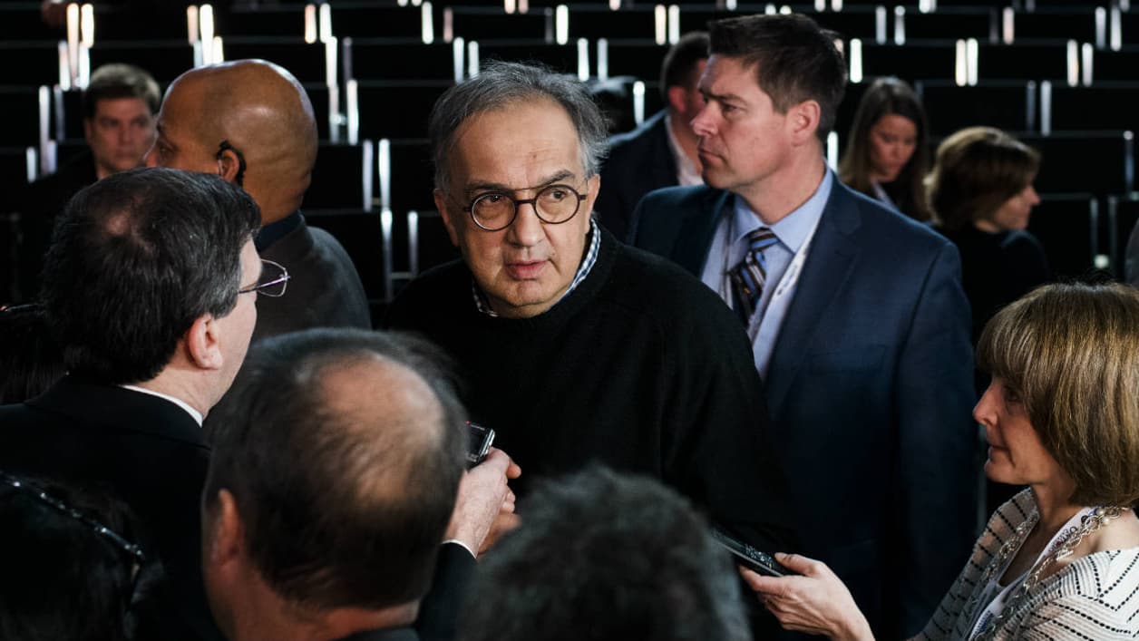 Sergio Marchionne a mené l'introduction de Ferrari en bourse il y a 2 ans. Il travaille désormais sur une diversification de la gamme. Sergio Marchionne a mené l'introduction de Ferrari en bourse il y a 2 ans. Il travaille désormais sur une diversification de la gamme.