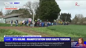 Sainte-Soline : les manifestants s'avancent en direction du chantier de méga-bassines