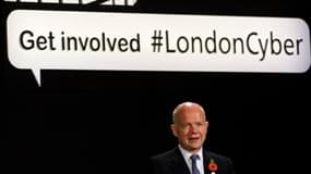 Le chef de la diplomatie britannique, William Hague, à Londres. A l'ouverture d'une conférence sur le cyberespace organisée à Londres, la Grande-Bretagne a rejeté mardi des appels de la Chine et de la Russie en faveur de contrôles plus stricts sur interne