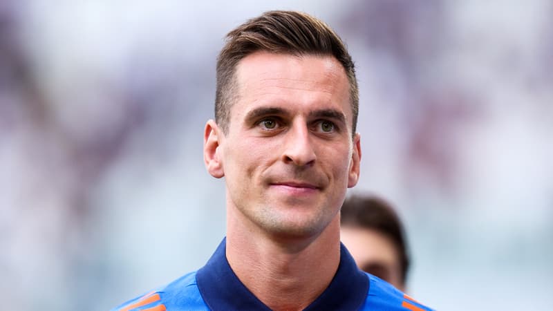 Il n'a plus joué depuis un an et demi: Milik enfin de retour à l'entraînement avec la Juve