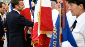 Le président Emmanuel Macron célèbrele 78e anniversaire du débarquement des Alliés en Provence, le 17 août 2023 à Bormes-les-Mimosas, dans le Var