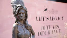 La statue d'Amy Winehouse à Camden Market à Londres