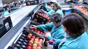 Dans une usine de conditionnement de cageots de pommes, en Pologne (Photo d'illustration)