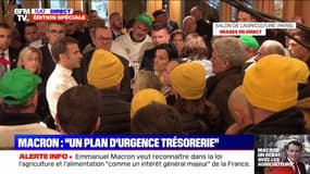 "La confiance, on doit la rebâtir", affirme Emmanuel Macron