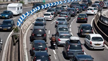 L'association des sociétés françaises d'autoroutes annonce le déploiement de 200 bornes de recharge rapide sur le réseau français. (image d'illustration).