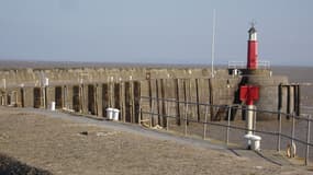 Le phare du port de Watchet Harbour, dans le Somerset.