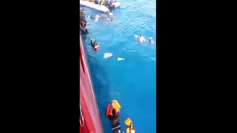Un migrant a filmé sa traversée de la Méditerranée