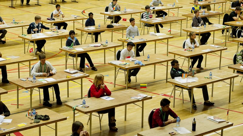 Des étudiants participent à une olympiade de mathématiques, le 19 juillet 2011, à Amsterdam. (photo d'illustration)
