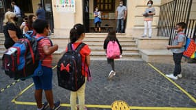 Quelque 5,6 millions d'élèves doivent ainsi reprendre le chemin de l'école dans 13 des 20 régions italiennes.
