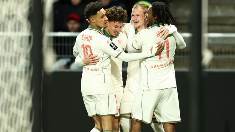 Angers-Nice: la petite bourde amusante de Diop et Wahi, qui confondent leurs maillots avant d'entrer en jeu