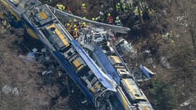 La voie ferrée sur laquelle deux trains allemands se sont percutés était équipée d'un système de prévention, selon le ministre des Transports