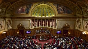 Le Sénat a adopté dans la nuit de mercredi à jeudi la proposition de loi pour protéger le "secret des affaires" malgré l'opposition de la gauche