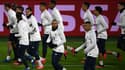 Neymar Jr et Kylian Mbappé avant le match face au Borussia Dortmund