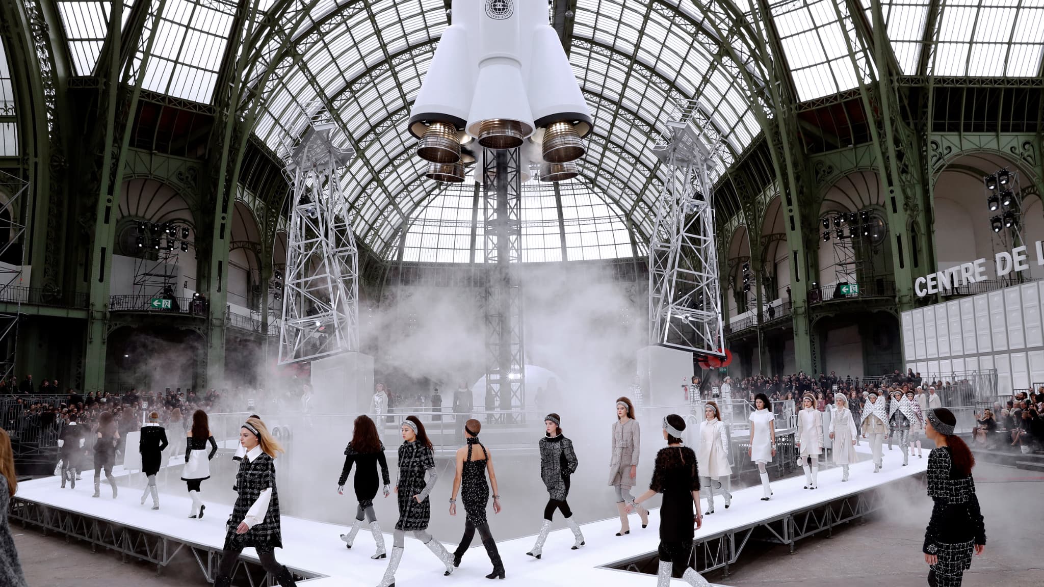 Défilé Chanel hiver 2017 2018 Défilé Chanel hiver 2017 2018