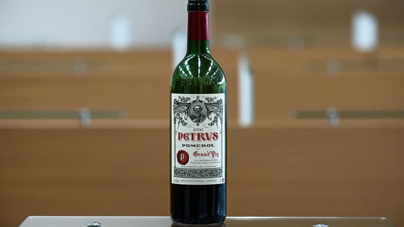 Une des bouteilles de Petrus envoyée dans l'espace