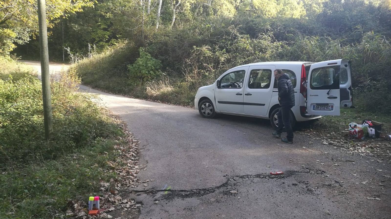 La rupture de surface observée au Teil (Ardèche) après le séisme du lundi 11 novembre 2019. La rupture de surface observée au Teil (Ardèche) après le séisme du lundi 11 novembre 2019.