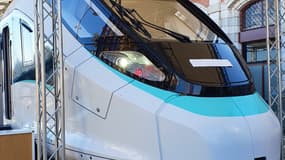 Le nez des nouvelles rames Intercités "Oxygène" qui relieront Paris à Clermont-Ferrand et Toulouse.