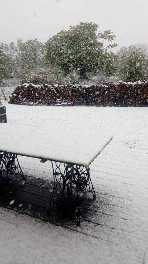 De la neige en Normandie ce lundi 30 avril. 