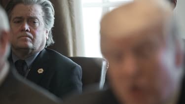 Steve Bannon, le conseiller stratégique de Donald Trump, estime que la confrontation avec la Corée du Nord n'est qu'une diversion.