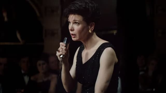 Renée Zellweger dans le rôle de Judy Garland