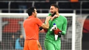 Gianluigi Buffon plaisante avec Donnarumma