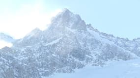 "Je suis resté bloqué 15h." Ces rescapés d'avalanche racontent leur traumatisme sous la neige