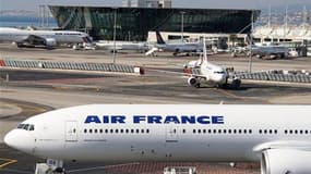 Air France a annoncé jeudi la création d'un comité de sécurité des vols, qui devra "veiller à l'existence, au déploiement et à la gestion des systèmes et des processus internes mis en ?uvre pour assurer la sécurité des vols". Les règles de sécurité de la