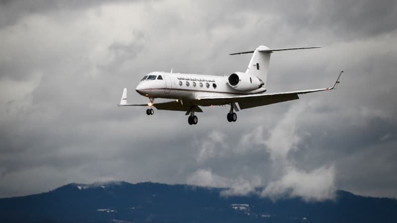 Avion présidentiel ramenant Abdelaziz Bouteflika en Algérie, le 10 mars 2019