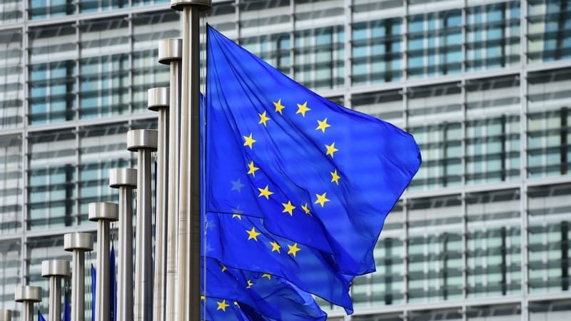 Zone euro: Bruxelles table désormais sur 2,7% de croissance et 6,1% d'inflation en 2022