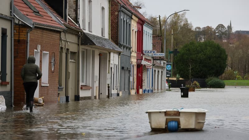 Canicules, inondations.... La Croix-Rouge souhaite un sac d'urgence par Français face aux événements climatiques extrêmes