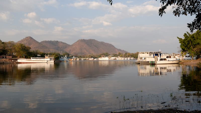 Au moins 15 morts et 27 disparus après le chavirage d'un bateau sur le lac Kariba au Zimbabwe