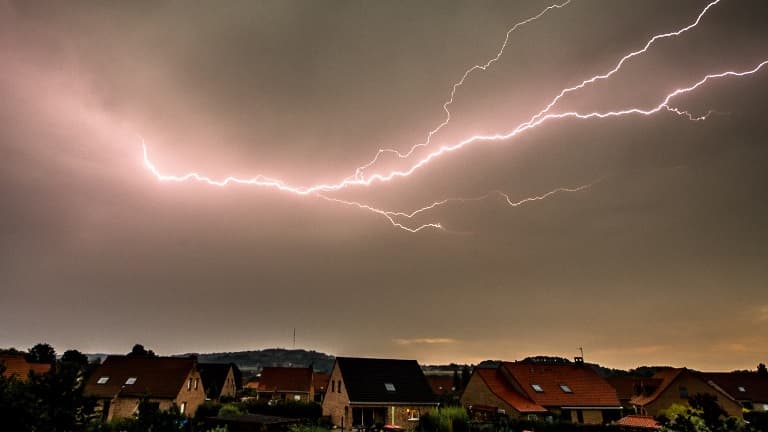 19 départements ont été placés en vigilance orage mercredi 30 août 2017