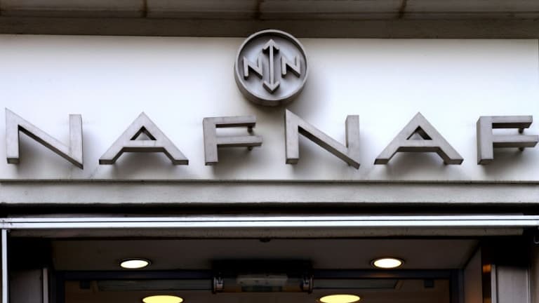 L'enseigne de prêt-à-porter féminin Naf Naf, qui emploie près de 600 personnes, a été placée vendredi en redressement judiciaire, confrontée à "des difficultés de trésorerie".
