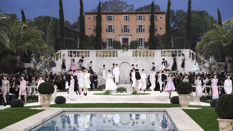 Le défilé Chanel du 22 janvier 2019 au Grand Palais. Le défilé Chanel du 22 janvier 2019 au Grand Palais.