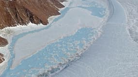 Des glaciers du nord-est du Groenland, dans une image diffusée par la Nasa le 15 décembre 2014