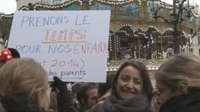 Ils étaient entre 5.800 et 12.000 à défiler mardi à Paris contre les rythmes scolaires.